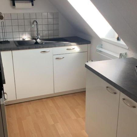 Zimmer In Wohnung, Monteure, Zentral, Enger Εξωτερικό φωτογραφία