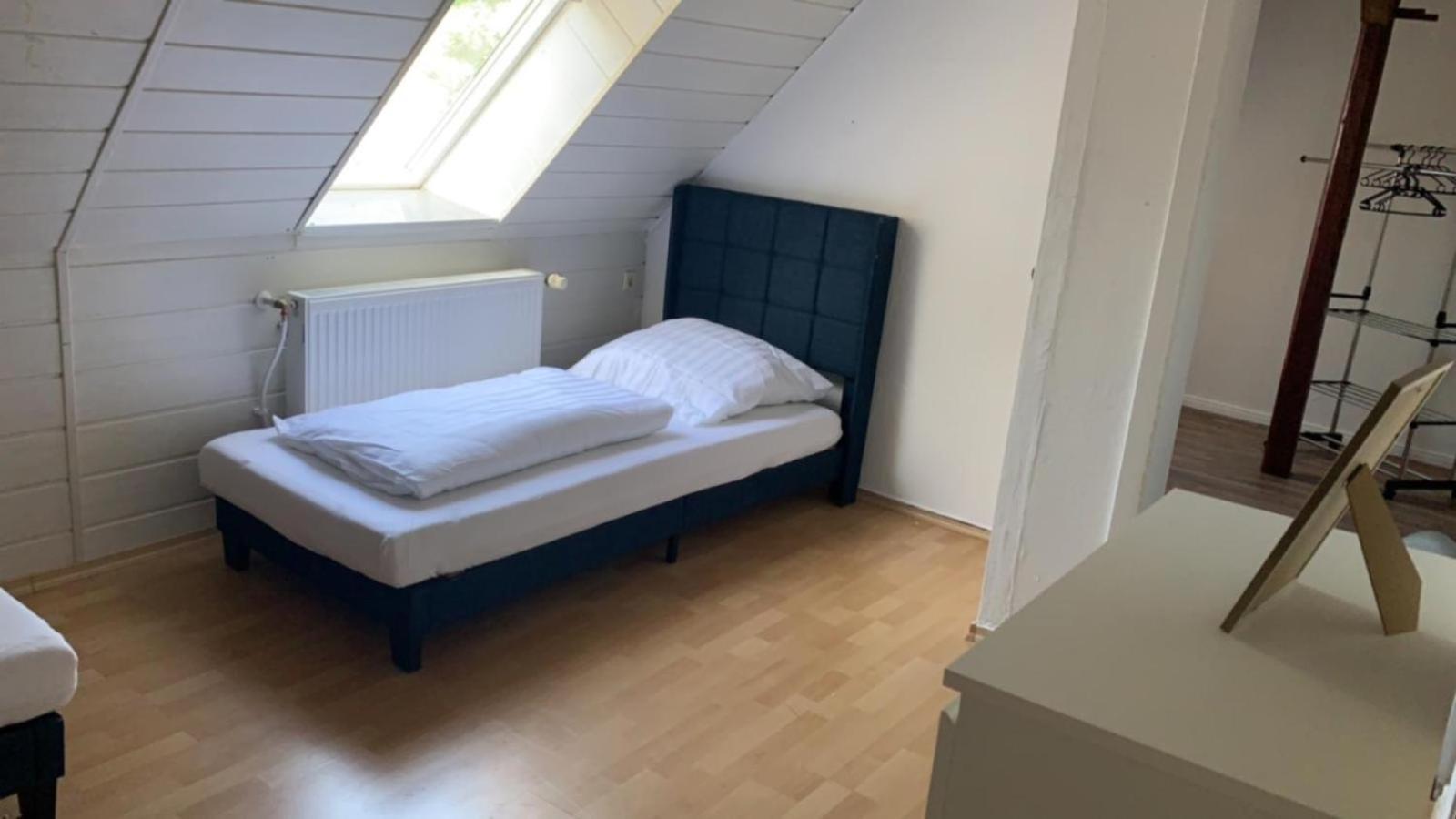 Zimmer In Wohnung, Monteure, Zentral, Enger Εξωτερικό φωτογραφία